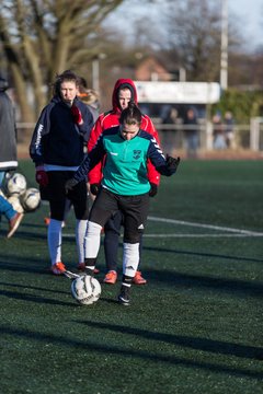 Bild 46 - Frauen SG Holstein Sued - SV Gruenweiss-Siebenbaeumen : Ergebnis: 0:2